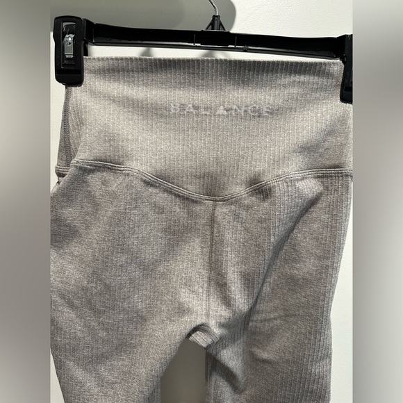 Balance Athletica Ribbed Grey Size small leggings - Picture 4 of 5